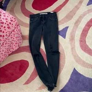 Black ripped skinny jeans